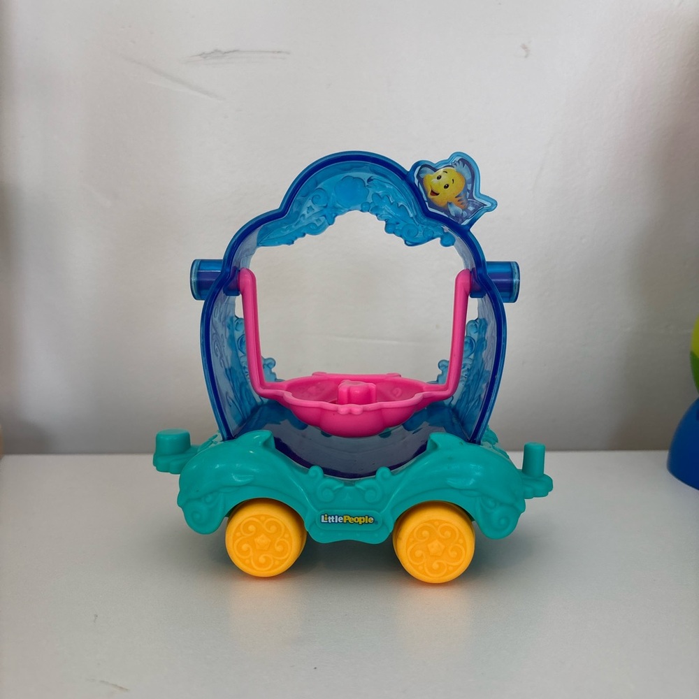 Little People Princess Parade Float Ariel car